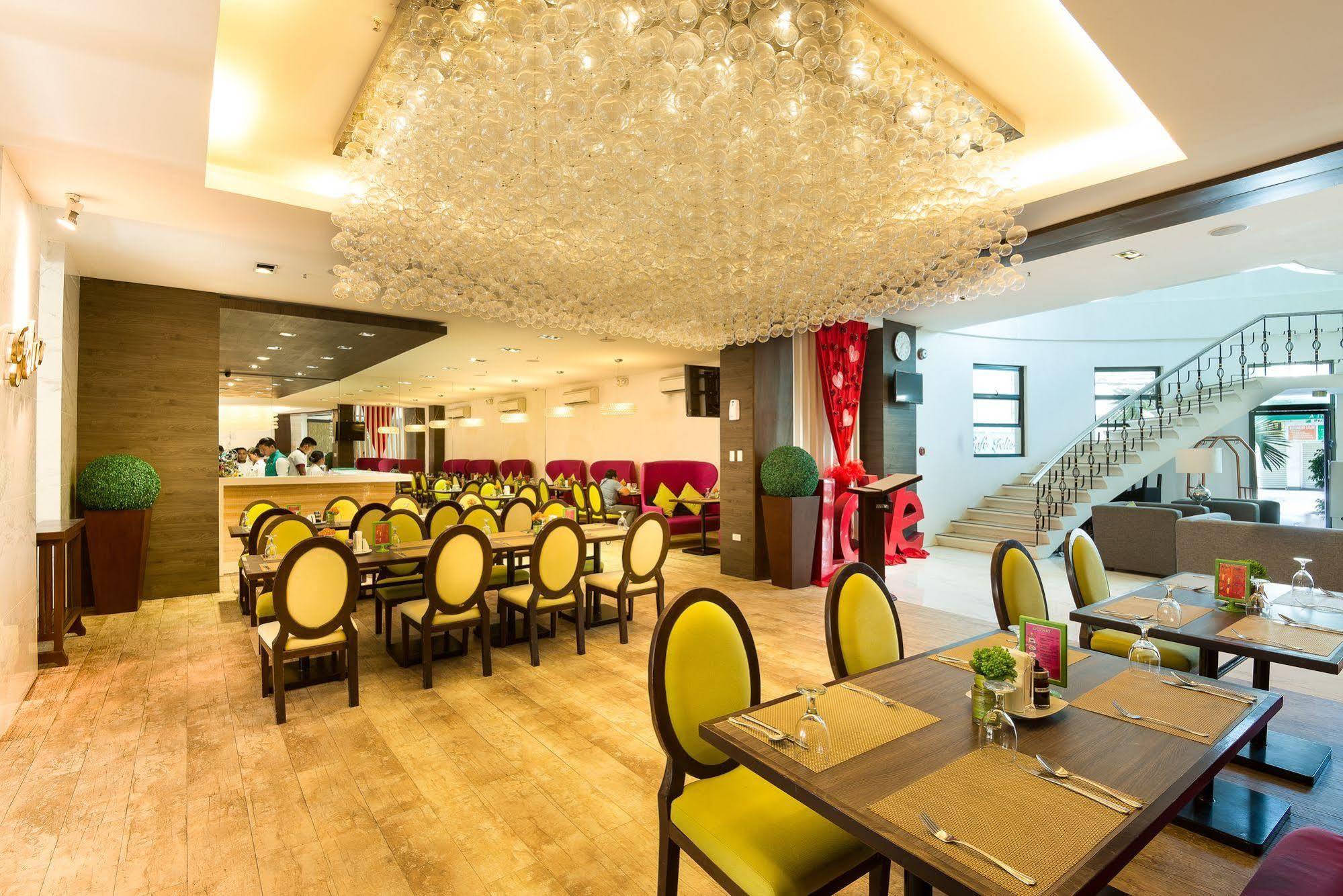 Lenox Hotel Dagupan City Kültér fotó