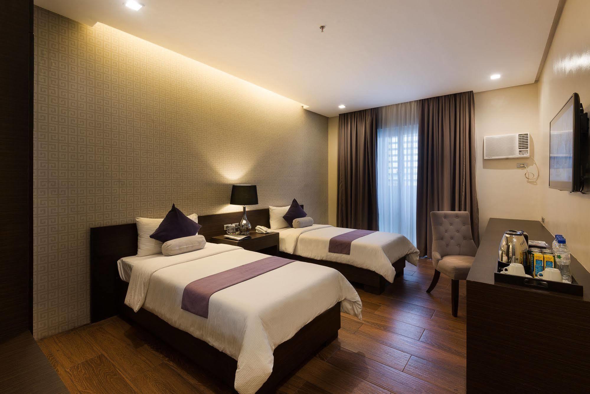 Lenox Hotel Dagupan City Kültér fotó