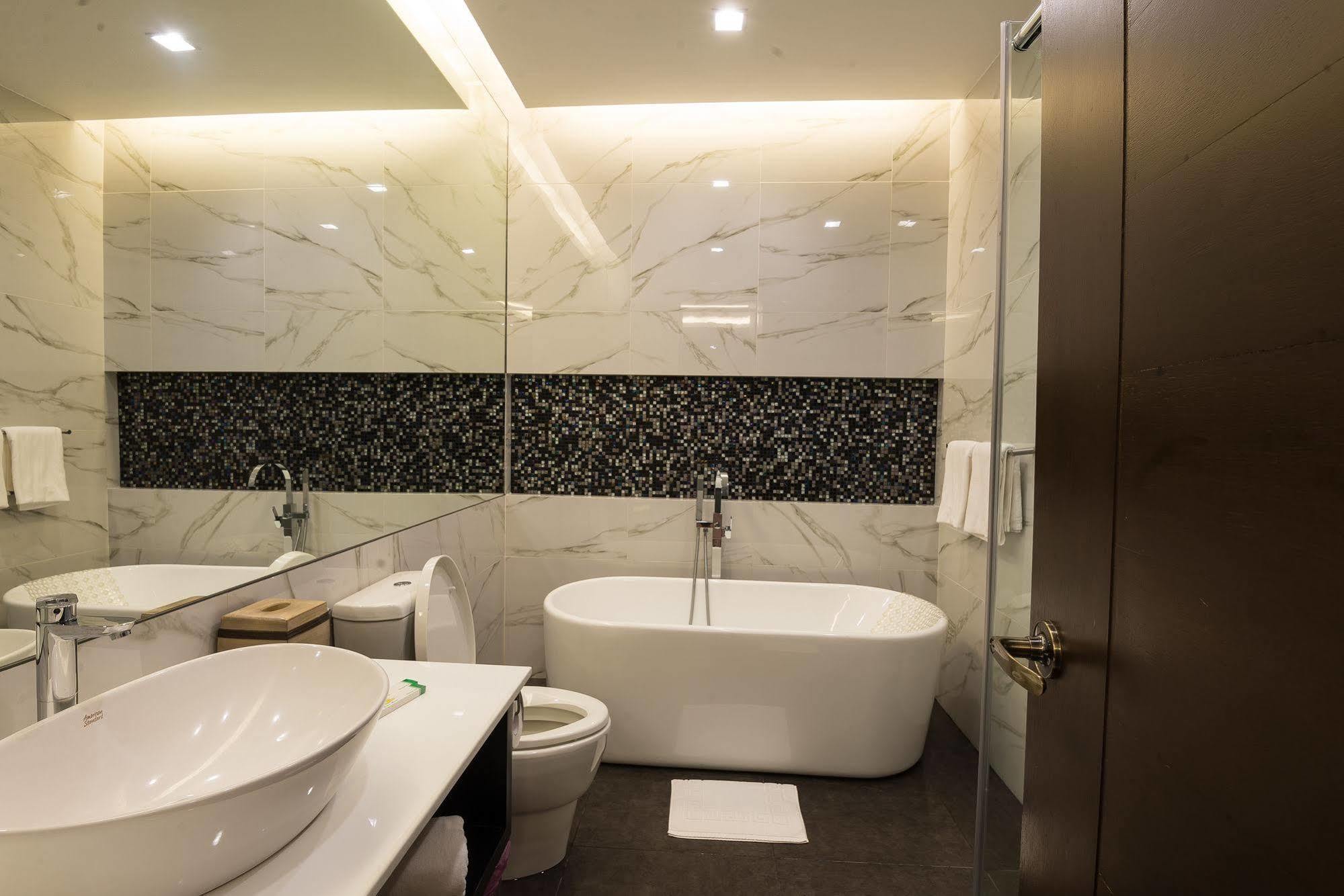 Lenox Hotel Dagupan City Kültér fotó