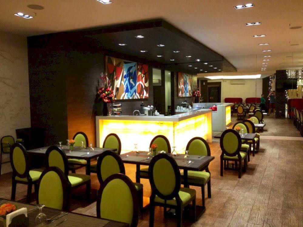 Lenox Hotel Dagupan City Kültér fotó